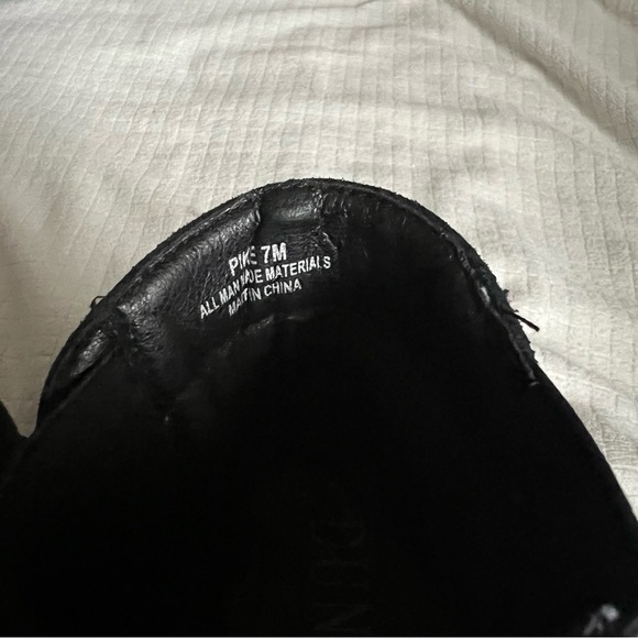 Pike Boots - Picture 2 of 6